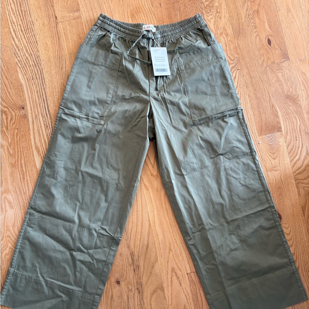 Everlane The Easy Cargo Pant in Sagebrush